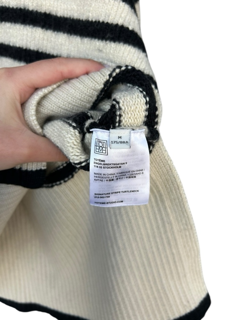 TOTEME BLACK AND WHITE WOOL- COTTON SIGNATURE STRIPE TURTLENECK SWEATER SIZE M - Picture 6 of 12